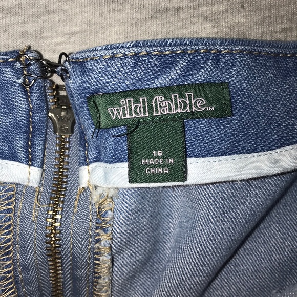 Jean Skirt - Picture 2 of 3